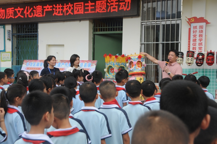 非遗进校园 | 让历史文脉更好地传承下去